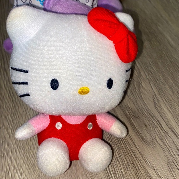 Hello Kitty stuffed animals Purple white multi colored and small Backpack lot - Picture 11 of 14
